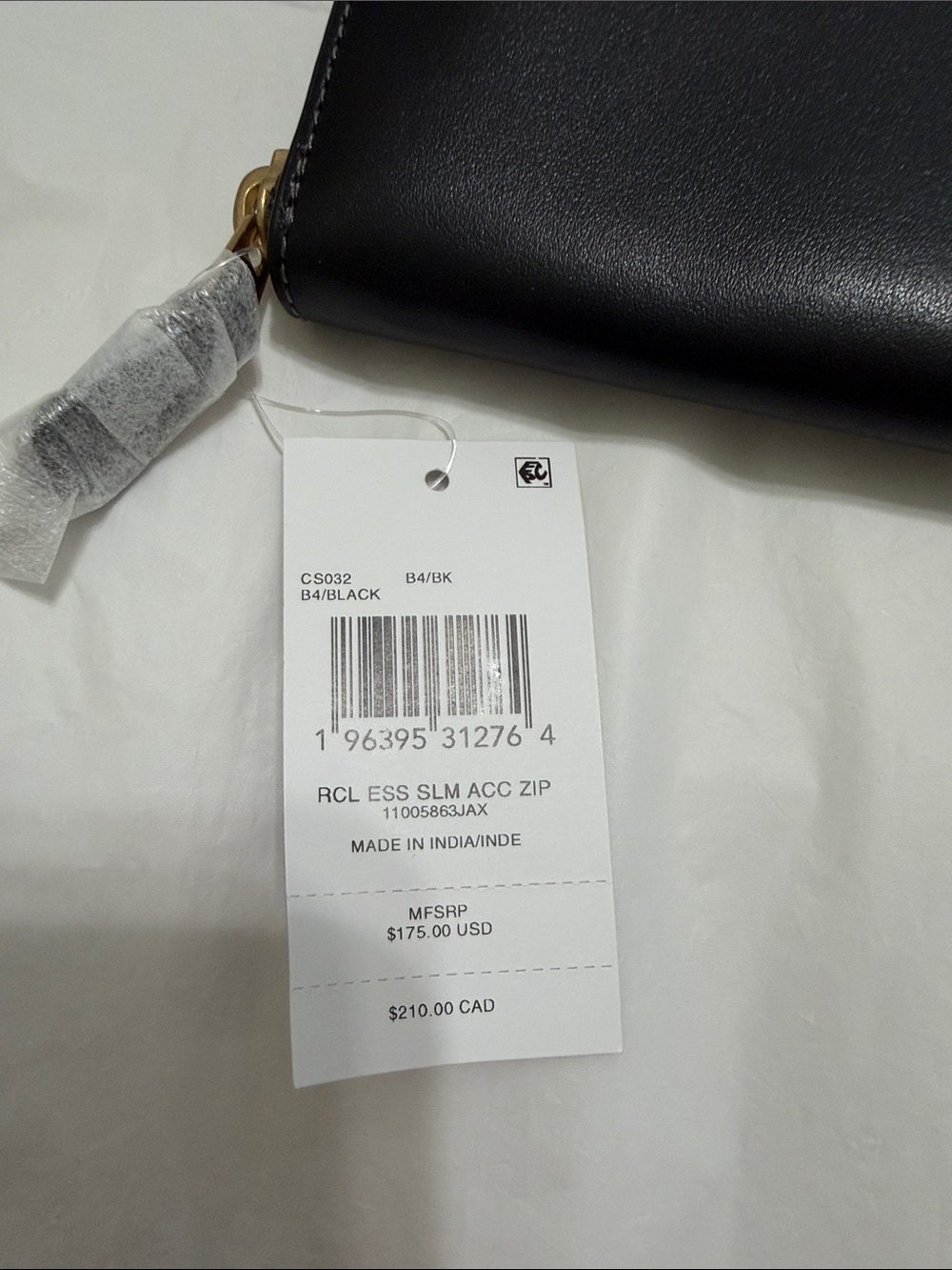NWT COACH Essential Slim Accordion Zip Wallet in black leather brass hardware - Picture 7 of 7